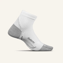 Load image into Gallery viewer, Feetures Plantar Fasciitis Relief Sock - Ultra Light Cushion Quarter
