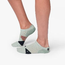 Load image into Gallery viewer, ON Low Socks - Women&#39;s
