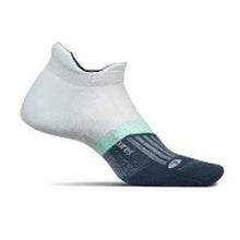 Load image into Gallery viewer, Feetures Socks Elite Light Cushion No Show Tab
